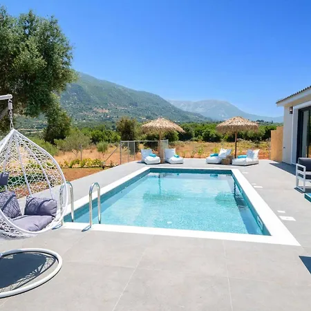 Villa Drogarati By *